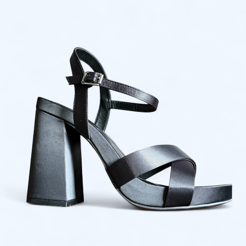 ELOQUII “Parti” Black Platform Heels with Chunky Geometric Heel • Size 9W
